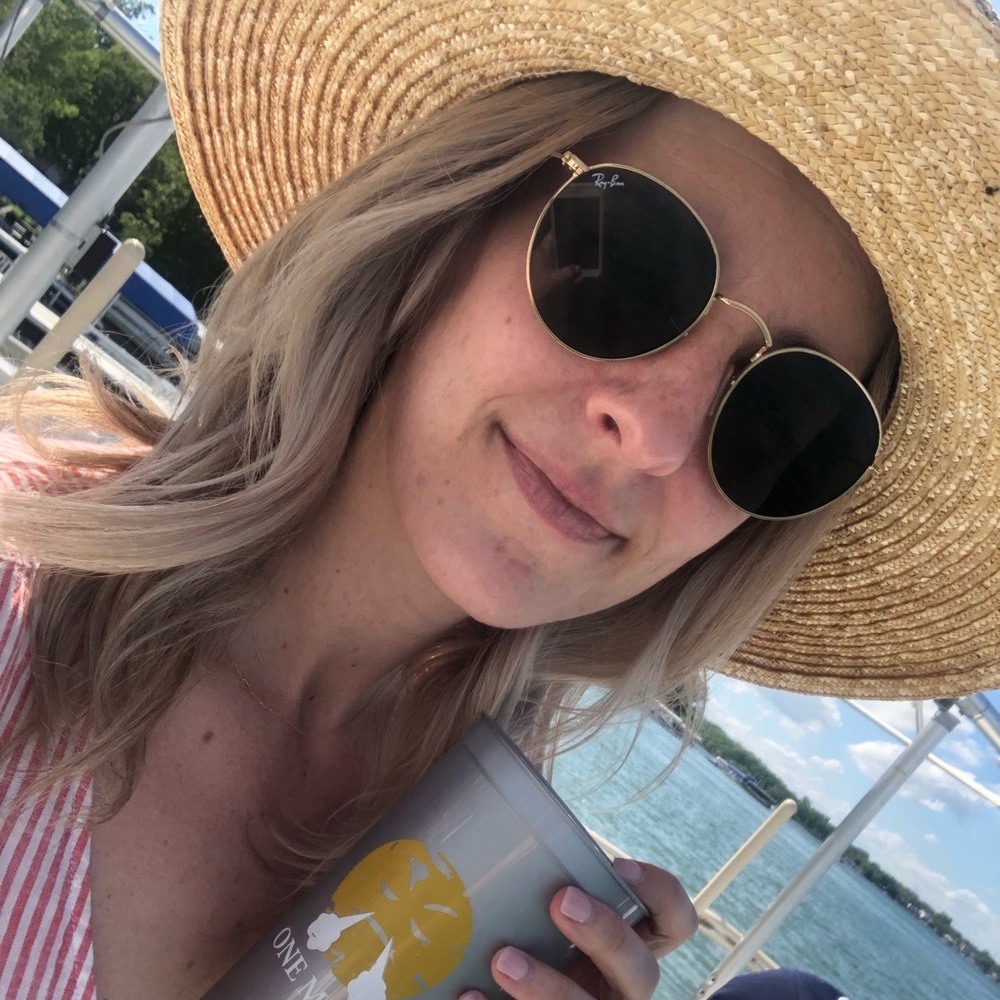 Meet your Posher, Madeline